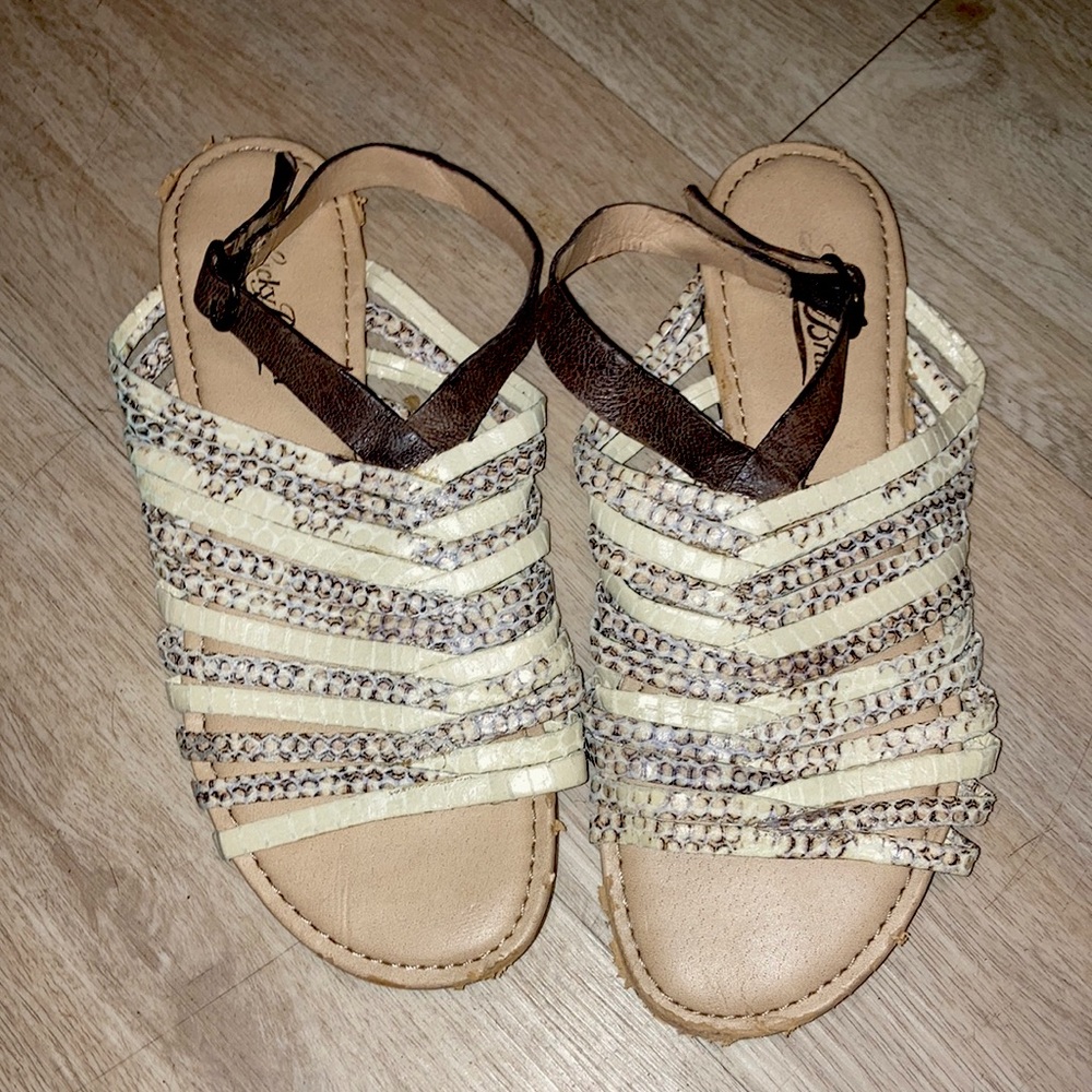 LUCKY BRAND sandals size 5 women